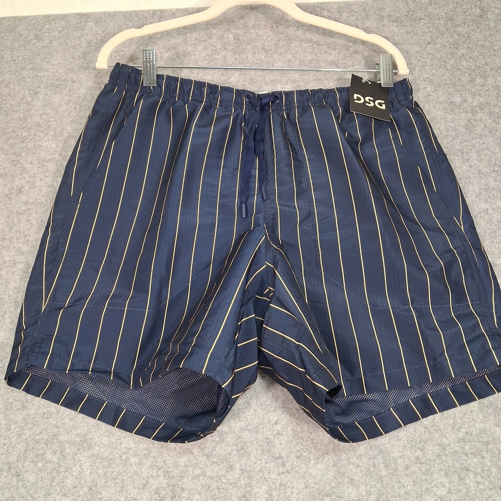 DSG 6"‎ Rec Shorts Mens S Navy Pinstripe Water Repellent Relaxed Fit DAM14124DP